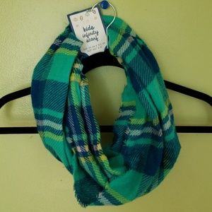 ❌️SOLD❌️: Kids Infinity Scarf